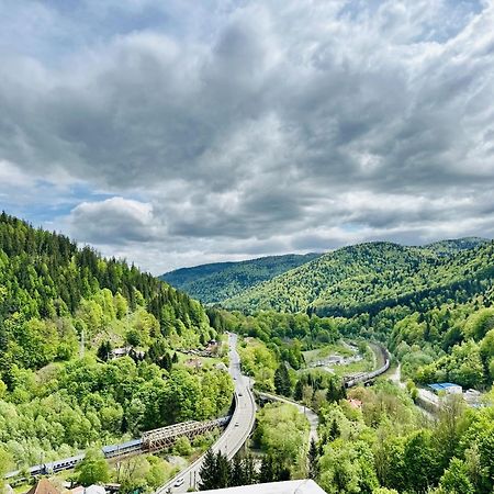 Sky Is The Limit Apartment Sinaia Bagian luar foto