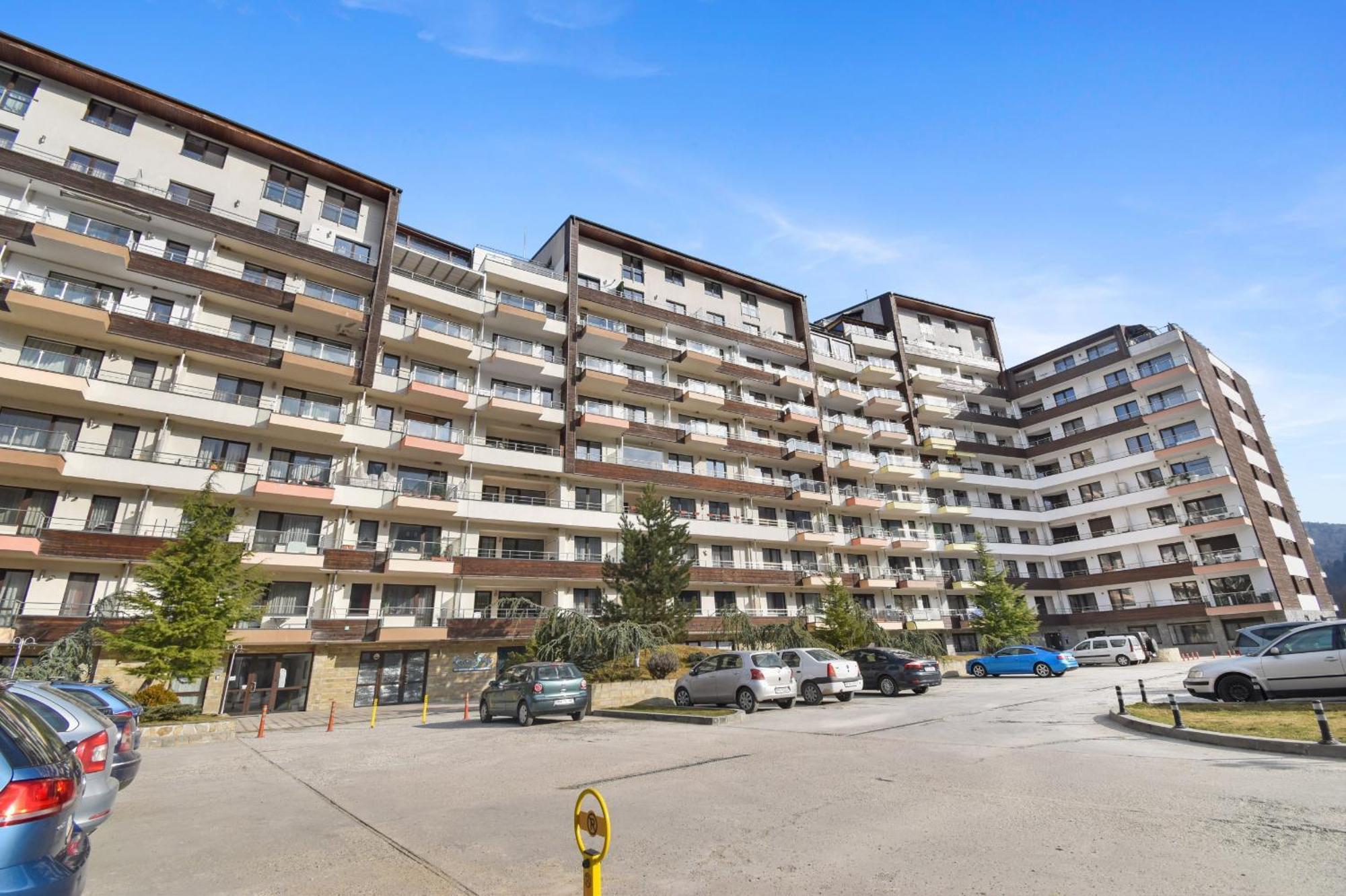 Sky Is The Limit Apartment Sinaia Bagian luar foto
